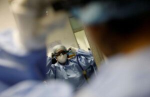 Δύο νέες έρευνες: Ο κορονοϊός στερεί μια δεκαετία από τα θύματα