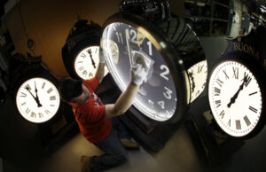 Ευρωκοινοβούλιο: Καταργείται η αλλαγή ώρας μετά το 2021