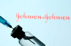 Ο ΠΟΥ συνιστά το εμβόλιο της Johnson&Johnson στις χώρες όπου κυκλοφορούν οι παραλλαγές του κορονοϊού