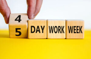 Η τετραήμερη εργασία υιοθετείται από εταιρίες στον Ηνωμένο Βασίλειο