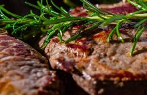 Βρετανία: Δυνητικά θανατηφόρο υπερμικρόβιο εντοπίστηκε σε χοιρινό