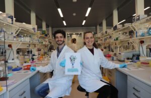 Κορωνοϊός: Εντοπίστηκαν «υπερ-αντισώματα» αποτελεσματικά ενάντια σε όλες τις παραλλαγές του