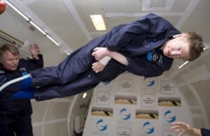 Τι έγραψε η NASA στο Twitter για τον θάνατο του Stephen Hawking