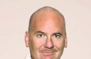 O κορυφαίος Αµερικανός Νευροχειρουργός & Χειρουργός Σπονδυλικής στήλης Δρ. William Smith στη Κύπρο