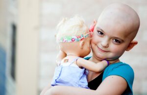 Έρευνα: Δεν χορηγείται θεραπεία στα μισά καρκινοπαθή παιδιά