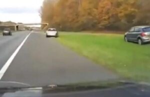 Ακυβέρνητο αυτοκίνητο για 24 χιλιόμετρα, με λιπόθυμο άντρα μέσα