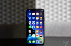 Έπεσαν τα Viber, Spotify, TikTok, Tinder και Pinterest στις συσκευές της Apple