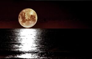 Η φετινή Αυγουστιάτικη Πανσέληνος θα έχει μικρότερο φεγγάρι… Πότε θα το απολαύσουμε