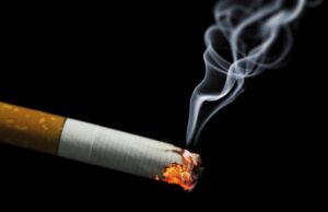 Η κατανάλωση καπνού είναι η σημαντικότερη αιτία πρόωρων θανάτων στην ΕΕ