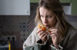 Λύθηκε το μυστήριο – Γιατί κάποιοι αργούν να ανακτήσουν την όσφρησή μετά τον Κορονοϊό