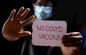 Διεθνής Έρευνα απαντά: «Γιατί κάποιοι επιμένουν να μην εμβολιάζονται;»