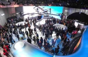 Εκτός οι ανεμβολίαστοι από τη μεγαλύτερη έκθεση τεχνολογίας στον κόσμο