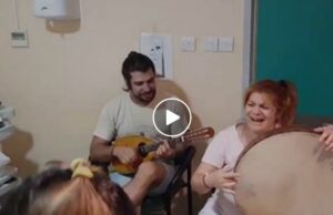 Έτσι γεννάνε οι Κρητικές στην Κύπρο!!!