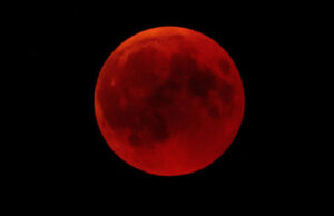 Το «κόκκινο φεγγάρι» ορατό και στην Κύπρο