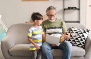 Αυξημένος ο κίνδυνος διπολικής διαταραχής για τα παιδιά από πολύ νέους ή πολύ μεγάλους γονείς