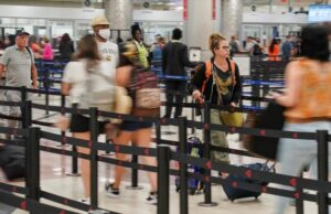 «Ανέπαφοι διάδρομοι» αναγνώρισης επιβατών στα βρετανικά αεροδρόμια