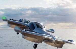 Ιπτάμενο αυτοκίνητο που μπαίνει στο γκαράζ και δεν χρειάζεται δίπλωμα οδήγησης (βίντεο)