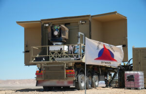 «Σιδερένια Ακτίνα»: Ισραηλινό όπλο λέιζερ καταρρίπτει drone, βλήματα, ρουκέτες