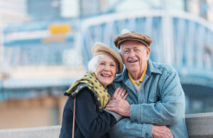 Eurostat: Οι άνδρες τείνουν να ζουν λιγότερο από τις γυναίκες στην Ε.Ε