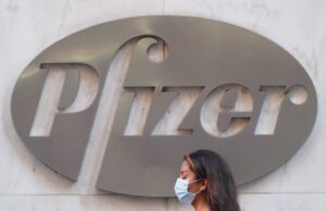 Βρετανία: Εγκρίθηκε το εμβόλιο των Pfizer και BioNTech