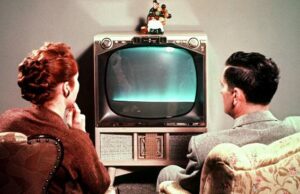 Τηλεόραση: Ένα μαγικό κουτί, ετών 90