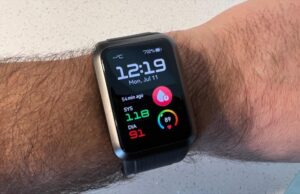 Έξυπνο ρολόι που πραγματοποιεί ιατρικές εξετάσεις