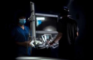 Χειρουργός ρομπότ για τους αστροναύτες (βίντεο)