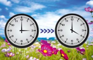 Διατήρηση ή όχι της θερινής ώρας; Η Κομισιόν θέλει να ψηφίσετε