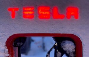 Ελον Μασκ: Στα σκαριά εστιατόριο με υπεργρήγορους φορτιστές και κινηματογραφικές οθόνες