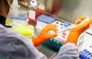 Ευλογιά των πιθήκων: Ποιοι κινδυνεύουν περισσότερο – Τι θεραπείες υπάρχουν (Bίντεο)