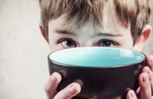 Το γάλα και τα άλλα γαλακτοκομικά προϊόντα δεν παχαίνουν τα παιδιά