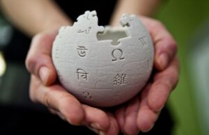 Βικιπαίδεια: Είκοσι χρόνια ζωής και 215.000 λήμματα