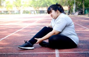 Έρευνα: Αυξημένος ο κίνδυνος καταγμάτων για τις παχύσαρκες γυναίκες και για τους πολύ αδύνατους άνδρες