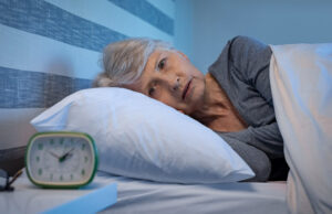 Ο ύπνος έως πέντε ώρες το βράδυ αυξάνει τον κίνδυνο για πολλαπλές χρόνιες παθήσεις