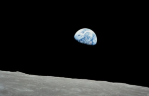 Τι ώρα είναι στο φεγγάρι; Η Ευρώπη πιέζει για κοινό ρολόι