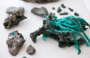 «Πλαστικούς» βράχους εντόπισαν οι επιστήμονες σε νησί της Βραζιλίας