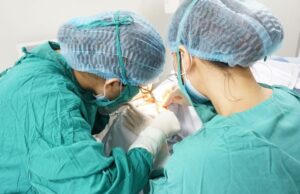 Τυφλός ασθενής απέκτησε ξανά την όρασή του μέσω αυτομεταμόσχευσης που έγινε στο Τορίνο