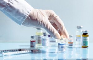 Εμβόλια covid-19: Οι αναφορές στον ΕΟΦ για παρενέργειες και θανάτους