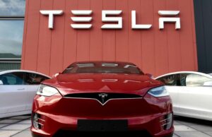 Tesla: Πώς οι προσωπικές στιγμές των οδηγών γίνονταν περίγελος στην εταιρεία