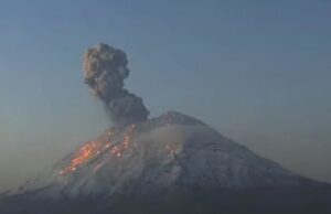 Ηφαίστειο στο Μεξικό: Απανωτές εκρήξεις στο Ποποκατέπετλ – Δείτε βίντεο
