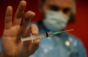 Εμβόλιο: Ξεκινά η πρώτη δίκη της BioNTech για υποτιθέμενες παρενέργειες