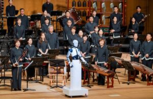 Ρομπότ – «μαέστρος» διηύθυνε ορχήστρα για πρώτη φορά