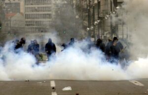 Αυτό που ξέρει κάθε ηγέτης για τους νέους και το χρησιμοποιεί κατά το δοκούν