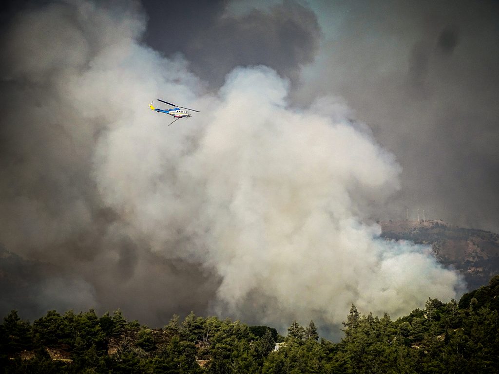 Τον Ιούλιο κάηκε έκταση μεγαλύτερη από το Λονδίνο – Απελευθερώθηκε CO2 ίσο με αυτό που εκπέμπουν 222.000 αυτοκίνητα σε ένα χρόνο