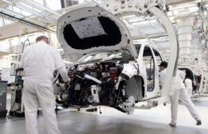 Η έλλειψη τσιπ στην αυτοκινητοβιομηχανία «θα διαρκέσει χρόνια»