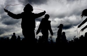 Το άγχος από τραυματικές εμπειρίες κατά την παιδική ηλικία επηρεάζει τον εγκέφαλο περισσότερο από έναν τραυματισμό στο κεφάλι