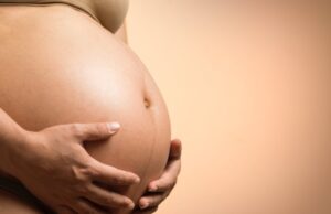 Αγόρι ή κορίτσι: Οι πιθανότητες σύμφωνα με τους επιστήμονες δεν είναι 50-50