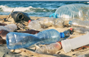 To 24% της ρύπανσης από πλαστικά προέρχεται από μόλις 5 εταιρίες