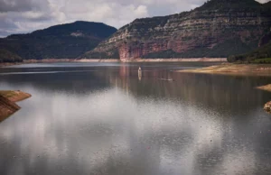 Καθαρισμό «παντοτινών χημικών» ετοιμάζεται να δρομολογήσει η Ευρωπαϊκή Επιτροπή