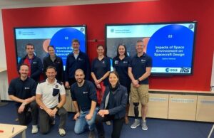 Έλληνας πανεπιστημιακός προειδοποιεί: Τα δορυφορικά συντρίμμια επιταχύνουν την κλιματική αλλαγή